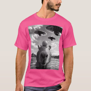 Funny Capybara Selfie With Alien Ufos T-Shirt