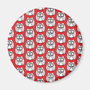 Funny Cartoon Owls Red Magnet