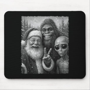 Funny Cat Christmas Bigfoot Alien Santa Snow Selfi Mouse Mat
