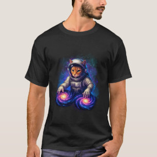Funny Cat DJ Astronaut Spinning Galaxies Turntable T-Shirt