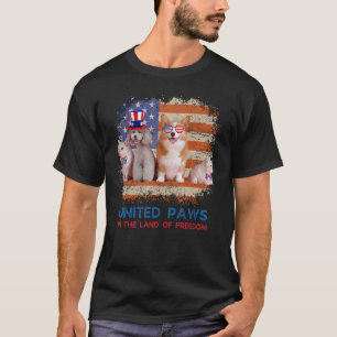 Funny Cat Dog Patriotic USA Flag United Paw 4th Ju T-Shirt