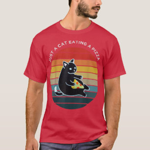 Funny cat eating a Pepperoni Slice , cat love pizz T-Shirt