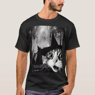 Funny Cat Halloween Spooky Cat Selfie and Witches  T-Shirt