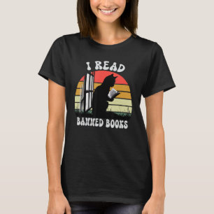 Funny Cat I Read Banned Books Bookworms Loves Read T-Shirt