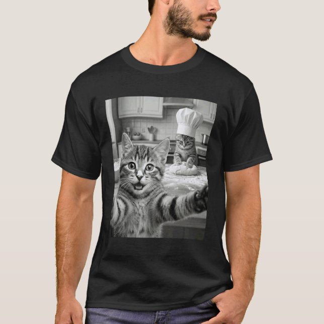 Funny Cat Making Biscuits Meme Bakery Kitten Chef  T-Shirt (Front)