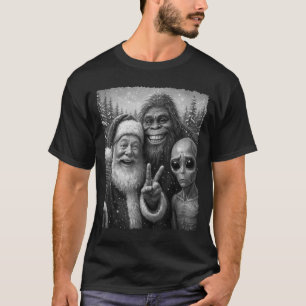 Funny Cat Santa Bigfoot Alien Christmas Selfie Tee