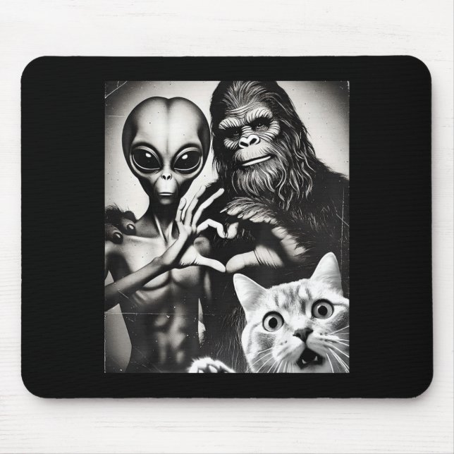 Funny Cat Selfie With Romantic Bigfoot In Love Wit Mouse Mat (Front)