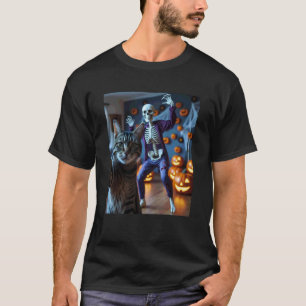 Funny Cat Selfie with Skeleton Scary Halloween Mem T-Shirt