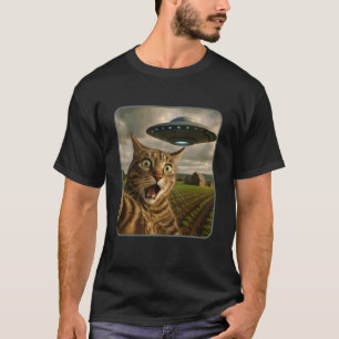 Funny Cat Selfie with UFO Alien Meme 1 T-Shirt