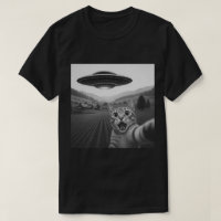 Funny Cat Selfie with UFO, Alien Spaceship & Kitty