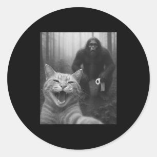 Funny Cat Surprised Happy Selfie With Bigfoot Doin Classic Round Sticker