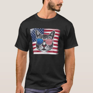 Funny Cats with USA Flag for Memorial Day 4th of J T-Shirt