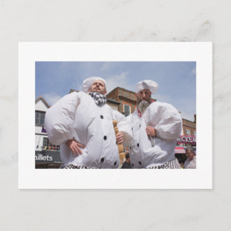 Funny Chef Street Entertainers (9812) Postcard