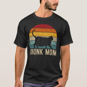 Funny Chonk Mom Cat Owner 80s Retro Fat Cat Meme f T-Shirt