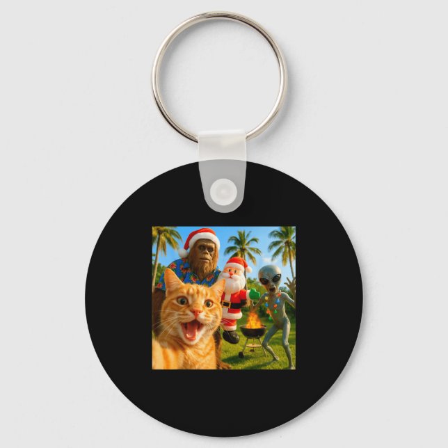 Funny Christmas Cat Selfie With Bigfoot &amp; Alie Key Ring (Front)