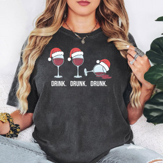 Funny Christmas Drink Drunk Wine Glasses Holiday T-Shirt