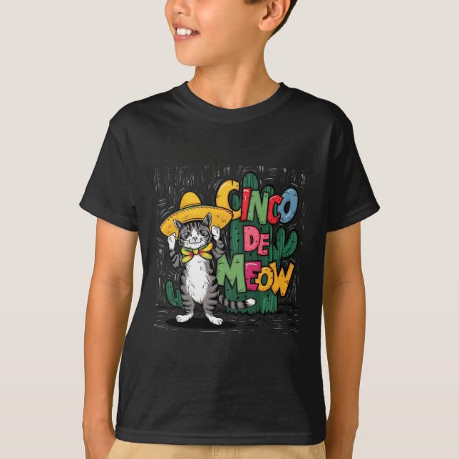 Funny Cinco De Mayo Cat Sombrero Poncho Party Wome T-Shirt (Front)