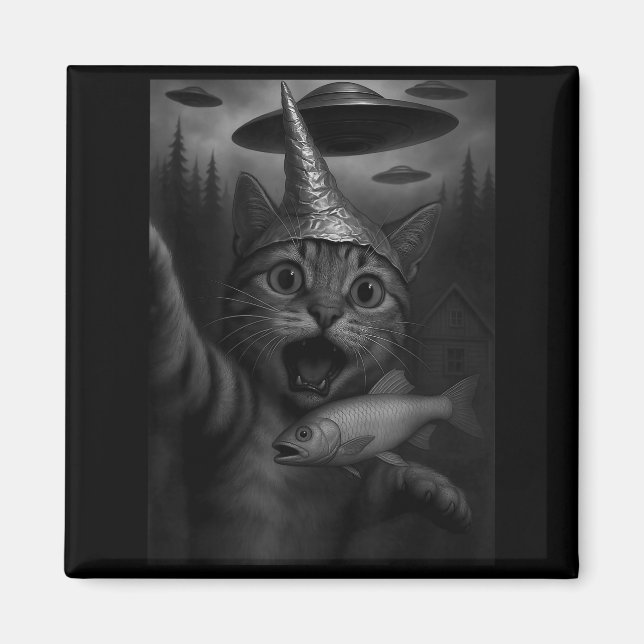 Funny Consracy Cat In Tin Foil Hat Panics At Alien Magnet (Front)