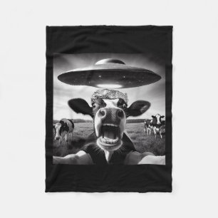 Funny Cow Abduction By Ufo Selfie - Hilarious Alie Fleece Blanket