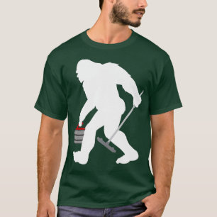 Funny Curling Bigfoot Gift Sasquatch Curling Men T-Shirt