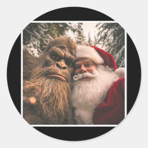 Funny Cute Bigfoot Santa Claus Selfie Christmas Pa Classic Round Sticker