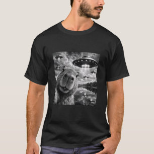 Funny Cute Capybara UFO Selfie Alien Craft Conspir T-Shirt