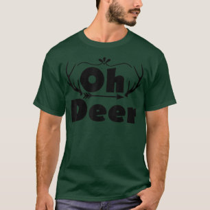 Funny Deer Hunter Oh Deer Gun & Hunting Christmas T-Shirt