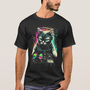 Funny DJ Cat Spinning Feline Grooves T-Shirt
