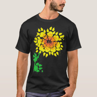 Funny Dog Sunflower Paw Print Gift  Animal Lovers  T-Shirt