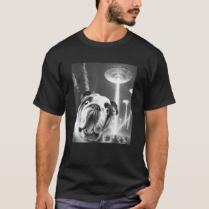 Funny English Bulldog Alien UFO Taking a Selfie Do T-Shirt
