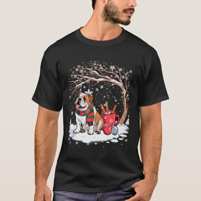 Funny English Bulldog In The Snow Tree Christmas W T-Shirt (Front)