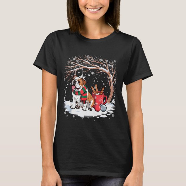 Funny English Bulldog In The Snow Tree Christmas W T-Shirt (Front)