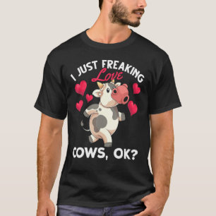 Funny Farmer Farm Animal Lover Hearts Cute Cow T-Shirt