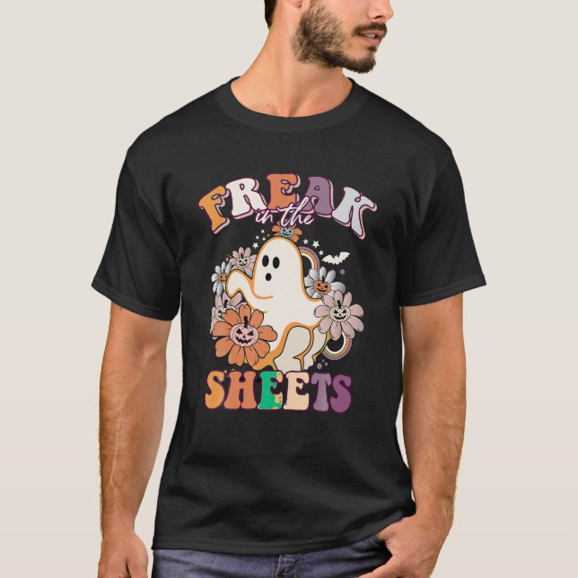Funny Freak In The Sheet Boo Sheets Ghost Spooky H T-Shirt (Front)