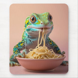 Funny Gecko Eating Spaghetti  Mouse Mat
