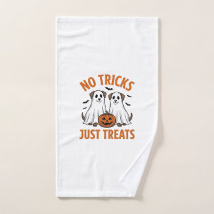 Funny Ghost Dog Halloween No Tricks Just Treats De Hand Towel