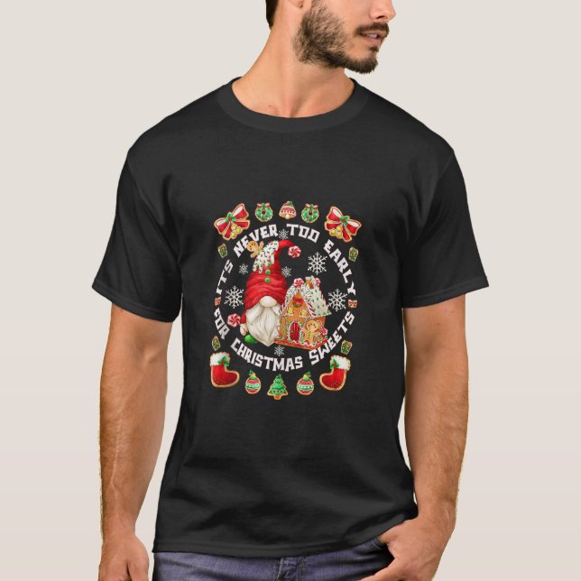 Funny Gingerbread House Gnome Dad Christmas Sweets T-Shirt (Front)