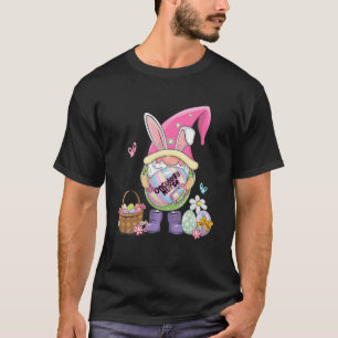 Funny Gnome Holding Easter Eggs Oncology Nurse Bun T-Shirt