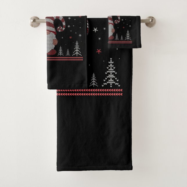 Funny Gnome Merry Christmas Bath Towel Set (Insitu)