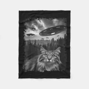 Funny Graphic Cat Selfie With Bigfoot Sasquatch Al Fleece Blanket