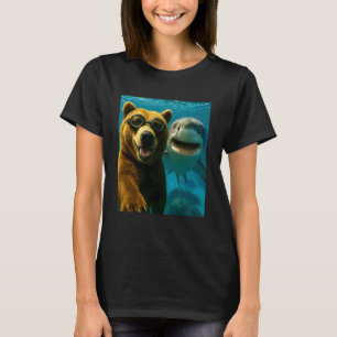 Funny Grizzly Bear Selfie with Shark Ocean Lovers T-Shirt
