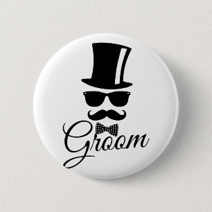 Funny groom  6 cm round badge