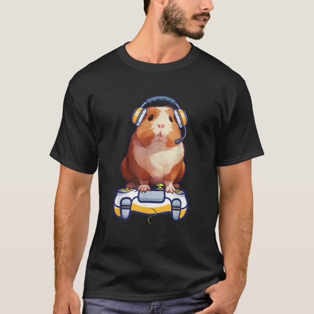 Funny guinea pig and Video Gamer Lover fluffy cavy T-Shirt (Front)