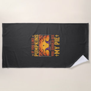 Funny Halloween Pumpkin Pie Witch Design_1 Beach Towel