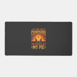 Funny Halloween Pumpkin Pie Witch Design_1 Desk Mat