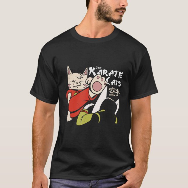 Funny Karate Cat Fighting Kitten Kitty Fighter Com T-Shirt (Front)