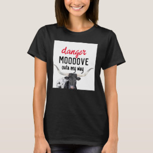 funny longhorn cow black and white humour  T-Shirt