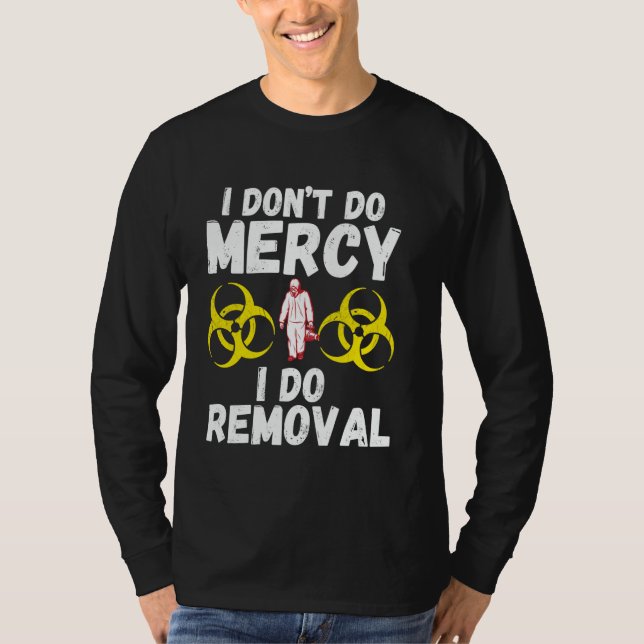 Funny men pest control exterminator exterminating  T-Shirt (Front)