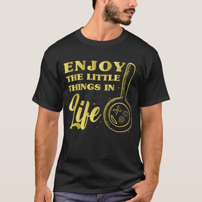  Funny Microscope, Microbiologists Biology Nerd T-Shirt (Front)