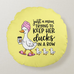 Funny Mum ducks word art Round Cushion